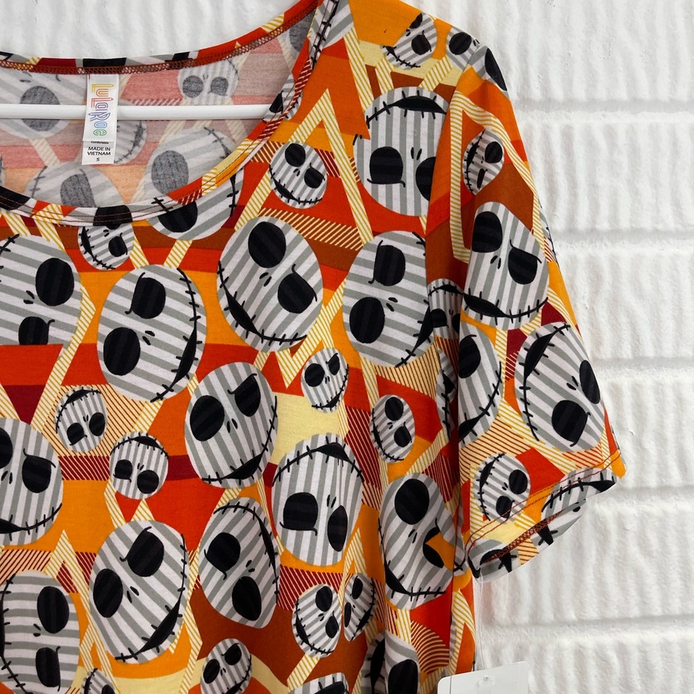 New DISNEY x LULAROE Nightmare Before Christmas Irma top
